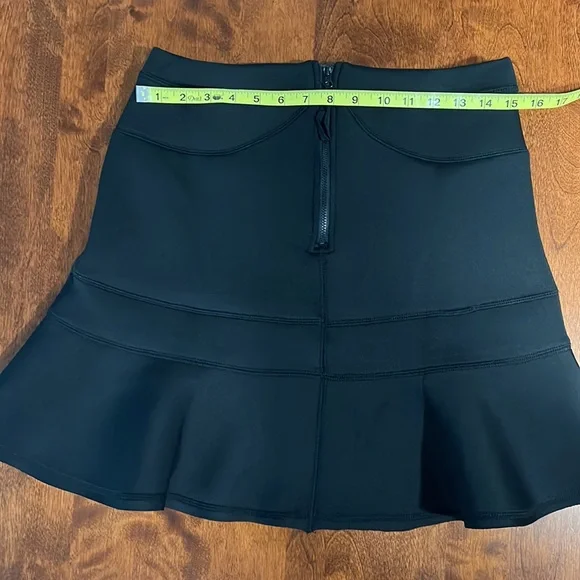 Harve Benard Women’s Skirt